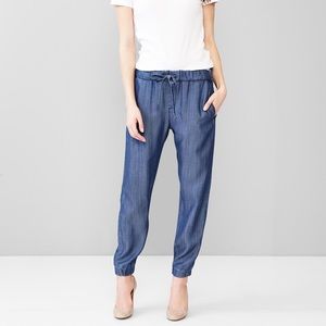 Gap Tencel Jogger